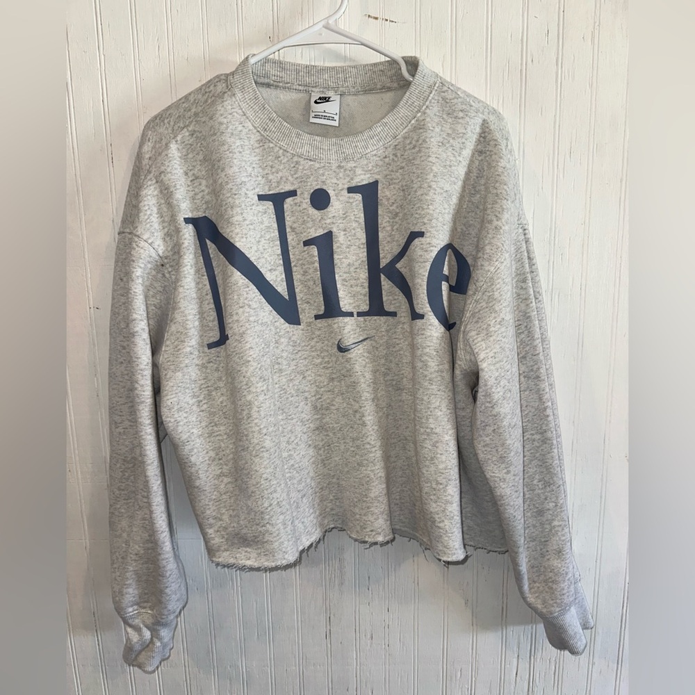 Nike, Sportswear Phoenix Logo Sweatshirt - Picture 2 of 5